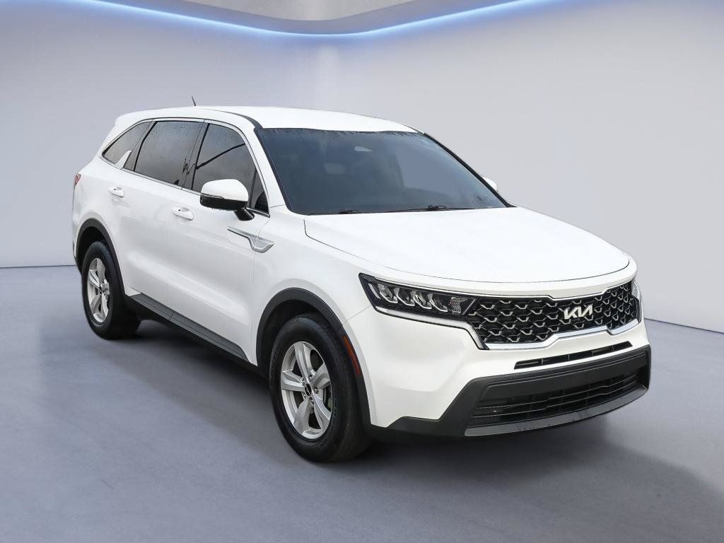 Used 2023 Kia Sorento LX FWD image 10