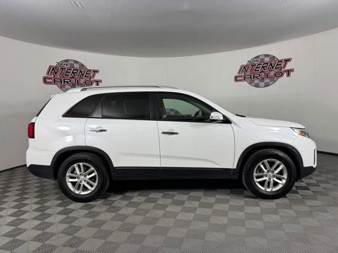 Used 2015 Kia Sorento LX FWD image 7