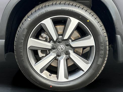 Certified 2024 Honda Pilot Touring image 28