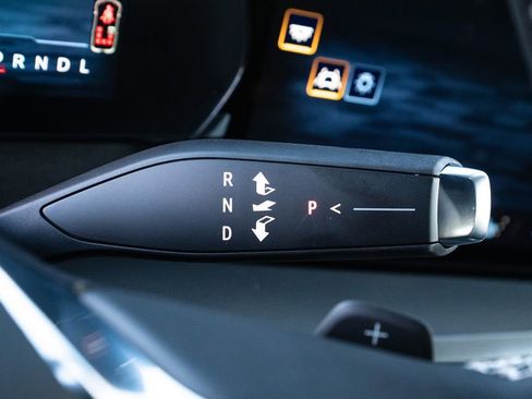 New 2026 Chevrolet Traverse LT image 26