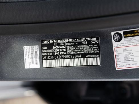 Used 2022 Mercedes-Benz E 450 4MATIC Sedan w/ Driver Assistance Package image 82