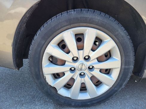 Used 2016 Nissan Sentra SV image 13