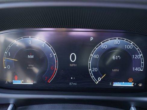 Used 2024 Jeep Wagoneer 4WD w/ Premium Group I image 34