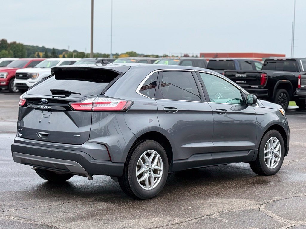 Used 2024 Ford Edge SEL w/ Convenience Package AWD/4WD image 32