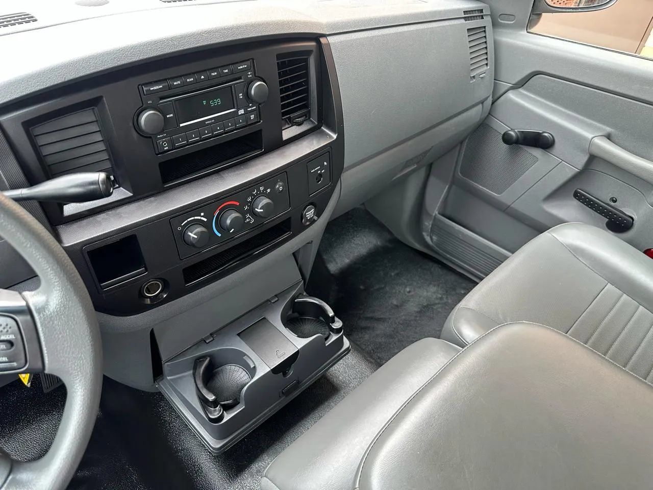 Used 2007 Dodge Ram 2500 Truck ST w/ Trailer Tow Group RWD image 34