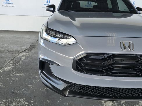 Used 2023 Honda HR-V Sport image 45