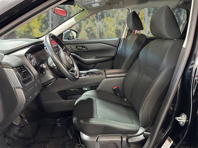 Used 2024 Nissan Rogue S AWD/4WD image 9