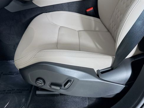 New 2026 Volvo XC90 B6 Plus w/ Protection Package Premier AWD/4WD image 20