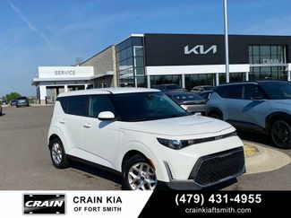 Used 2024 Kia Soul LX w/ Option Group 015 FWD video 1