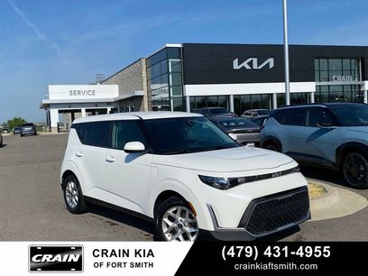 Used 2024 Kia Soul LX w/ Option Group 015