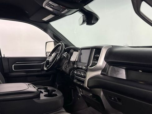 Used 2024 RAM 2500 Big Horn image 33