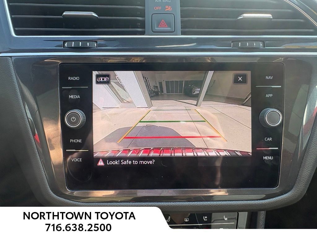 Used 2024 Volkswagen Tiguan SEL R-Line AWD/4WD image 23