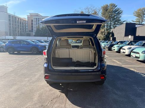 Used 2016 Toyota Highlander Limited image 12
