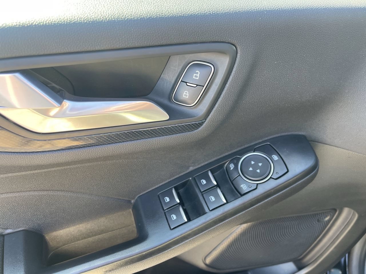 Used 2024 Ford Escape ST-Line w/ Tech Pack #1 AWD/4WD image 24