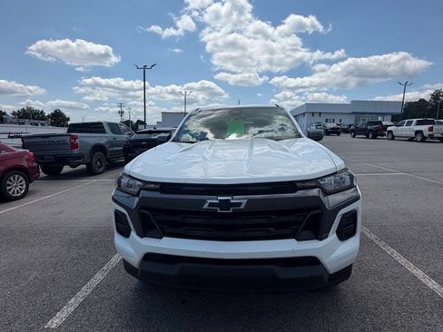 Used 2023 Chevrolet Colorado LT RWD image 6