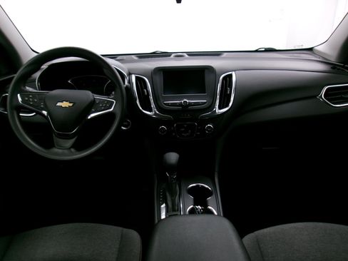 Used 2023 Chevrolet Equinox LT w/ LPO, Floor Liner Package image 9