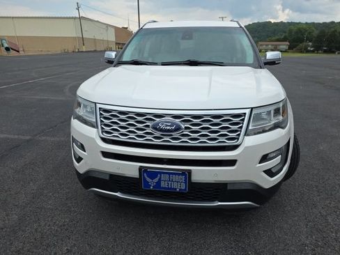 Used 2016 Ford Explorer Platinum AWD/4WD image 8