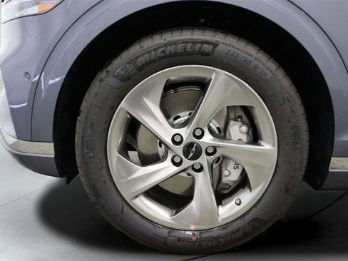 New 2026 Genesis GV70 2.5T Advanced image 4