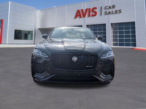 Used 2024 Jaguar F-PACE R-Dynamic S image 2