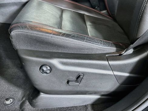 Used 2024 Dodge Durango GT AWD/4WD image 16