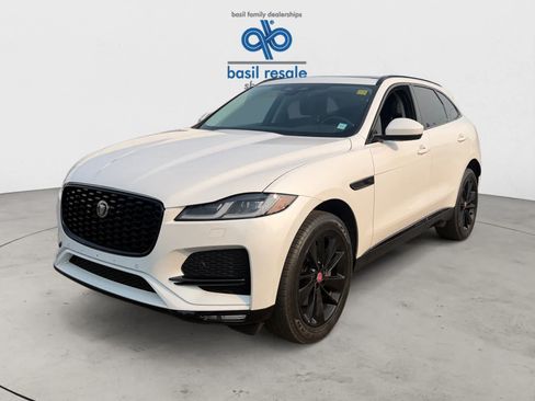 Used 2023 Jaguar F-PACE S AWD/4WD image 2