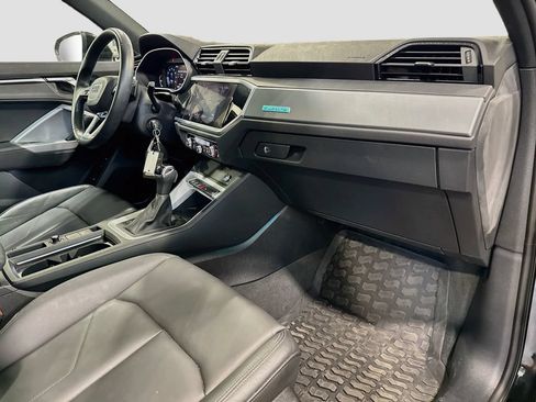 Certified 2022 Audi Q3 2.0T Premium Plus w/ Premium Plus Package AWD/4WD image 31