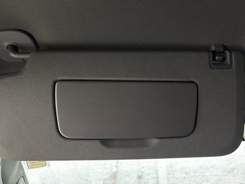 Used 2023 Chevrolet Silverado 1500 LT image 28