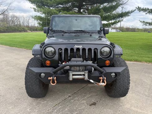 Used 2009 Jeep Wrangler X image 2