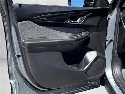 Certified 2025 Chevrolet TrailBlazer LS FWD image 17