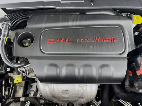 Used 2021 Jeep Compass Latitude image 38