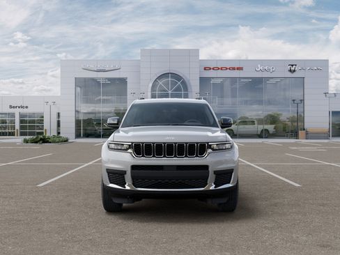 New 2026 Jeep Grand Cherokee L Laredo AWD/4WD image 34