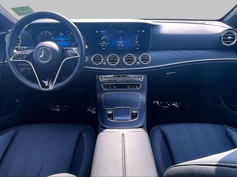Used 2023 Mercedes-Benz E 450 4MATIC Sedan image 16