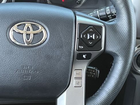 Used 2024 Toyota 4Runner Limited AWD/4WD image 14