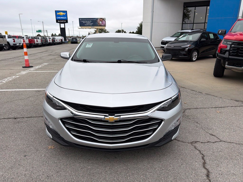 Used 2021 Chevrolet Malibu LT FWD image 8