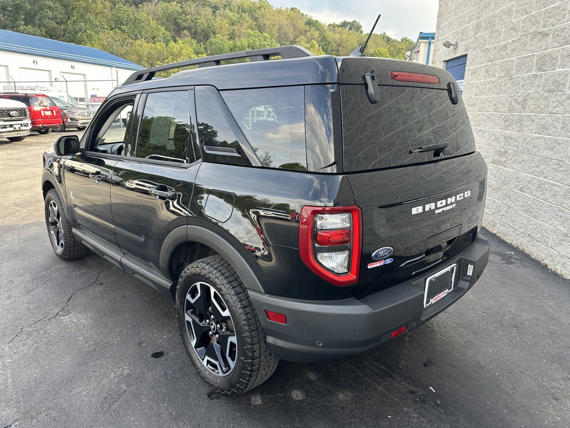 Used 2022 Ford Bronco Sport Outer Banks AWD/4WD image 5
