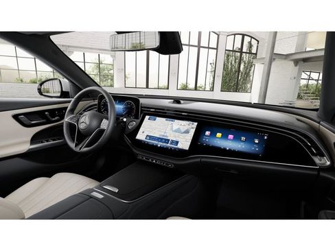 New 2026 Mercedes-Benz E 450 4MATIC Sedan image 6