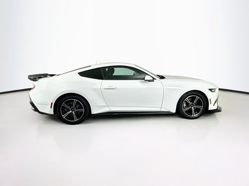 Used 2024 Ford Mustang Coupe RWD image 10