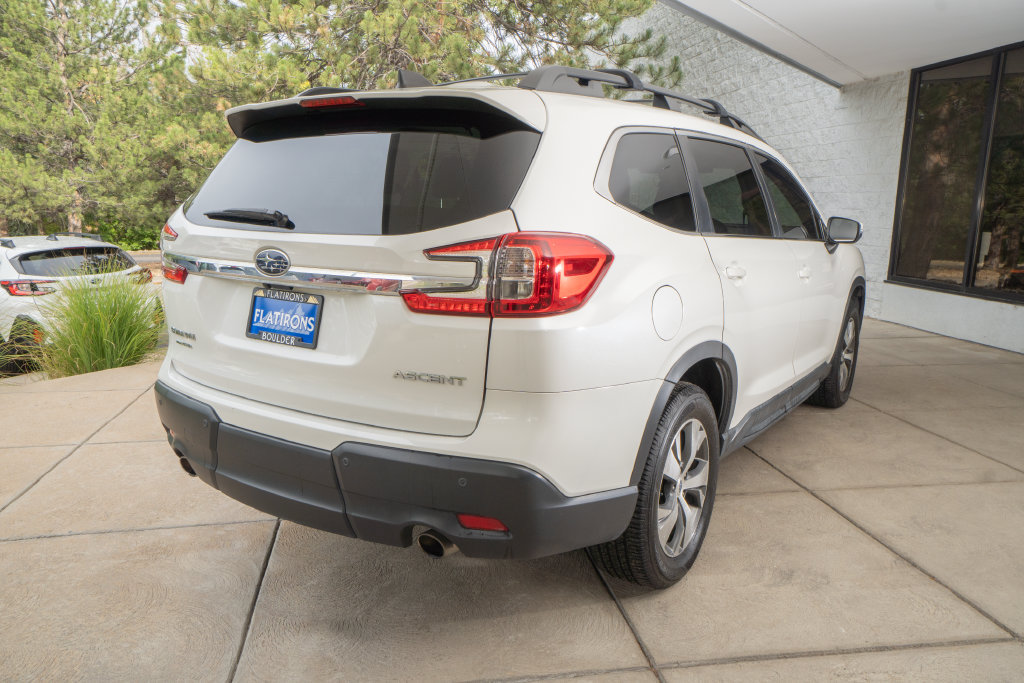 Certified 2023 Subaru Ascent Premium w/ Convenience Package AWD/4WD image 6