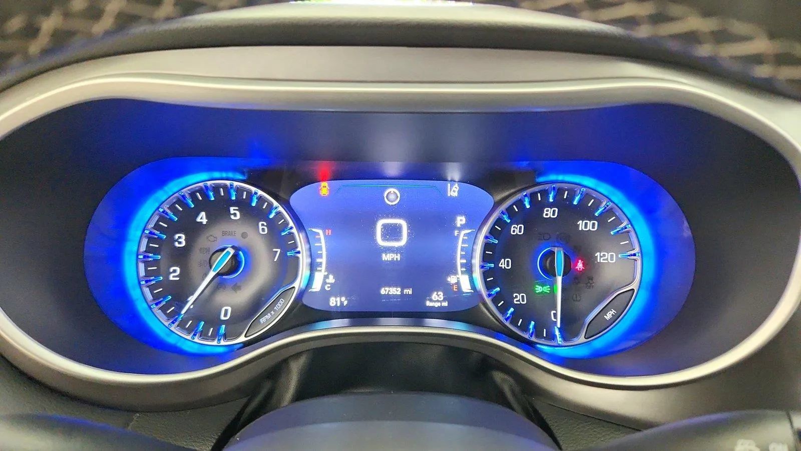 Used 2024 Chrysler Pacifica Touring-L FWD image 15