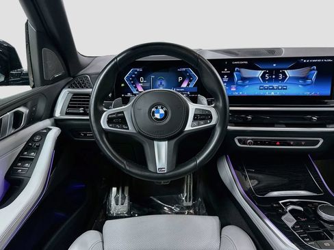 Used 2024 BMW X5 xDrive40i w/ M Sport Package AWD/4WD image 23