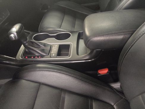 Used 2017 Kia Sorento SX AWD/4WD image 26