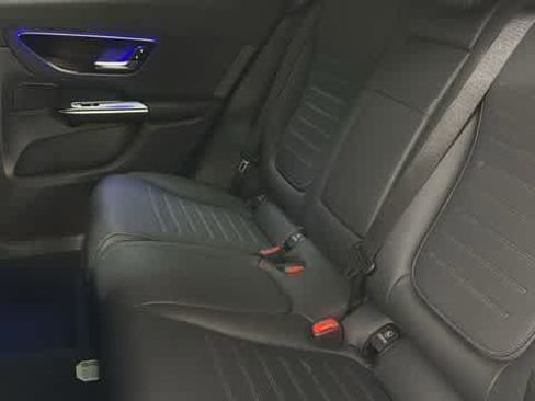 Used 2026 Mercedes-Benz GLC 300 4MATIC image 29