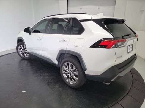 Used 2021 Toyota RAV4 Limited w/ Limited Grade Weather Package FWD image 6