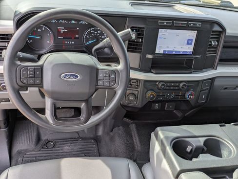 Used 2023 Ford F250 XL image 12