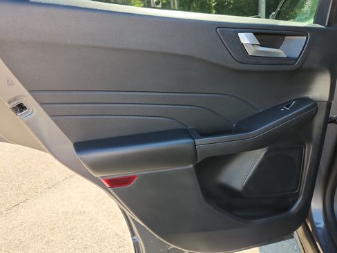 Used 2021 Ford Escape SEL AWD/4WD image 39