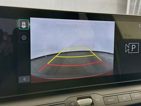 Used 2025 Kia K4 FWD image 22
