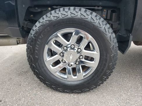 Used 2019 Chevrolet Silverado 3500 LTZ w/ Duramax Plus Package AWD/4WD image 5