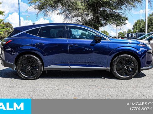 Used 2025 Nissan Murano SV FWD image 10