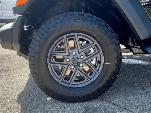 New 2025 Jeep Wrangler Sport S image 12