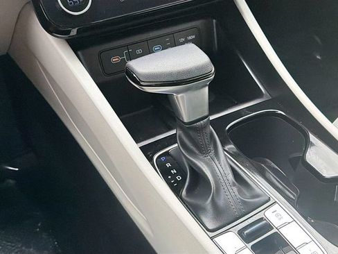 Certified 2025 Hyundai Tucson SEL FWD image 16